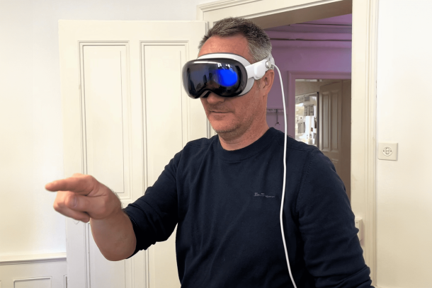 Exploring Apple Vision Pro and Almer Arc 2 at the PROSE Office in Bern!